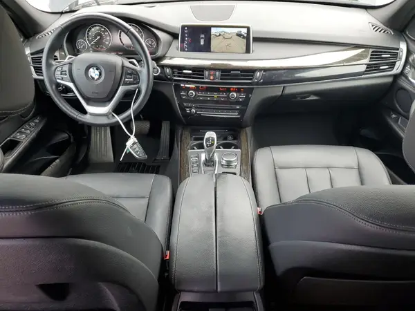 5UXKR0C53J0X86110 2018 BMW X5 - Image 8