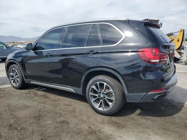 5UXKR0C53J0X86463 2018 BMW X5 - Image 2