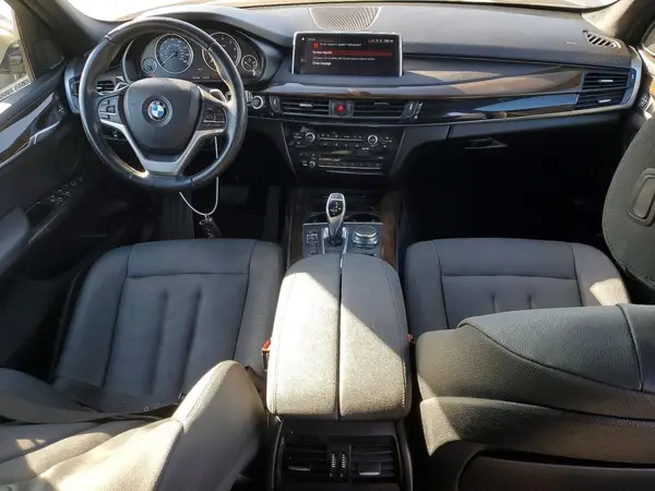 5UXKR0C53J0X86477 2018 BMW X5 - Image 8