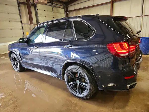 5UXKR0C53J0X88990 2018 BMW X5 - Image 2