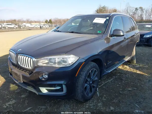 5UXKR0C53J0X95681 2018 BMW X5 - Image 2