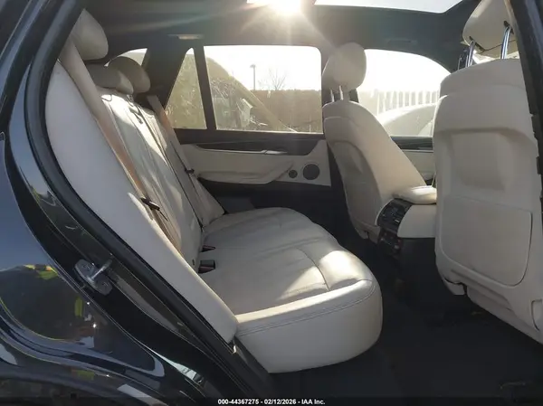 5UXKR0C53J0X95681 2018 BMW X5 - Image 8