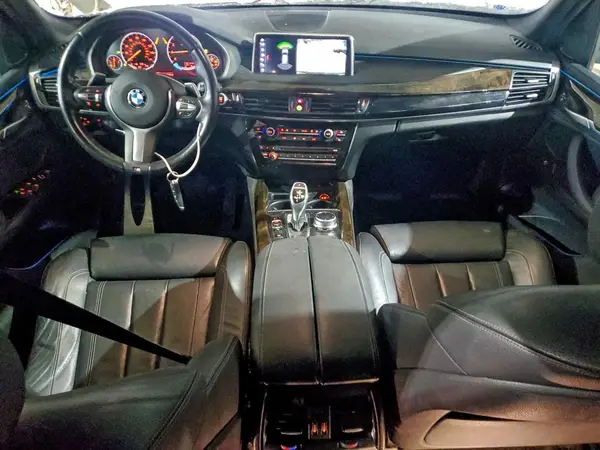 5UXKR0C53J0Y01916 2018 BMW X5 - Image 8