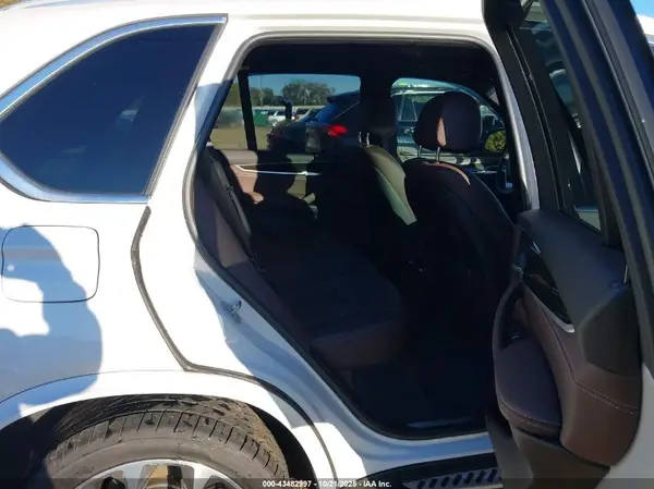 5UXKR0C53J0Y04766 2018 BMW X5 - Image 8