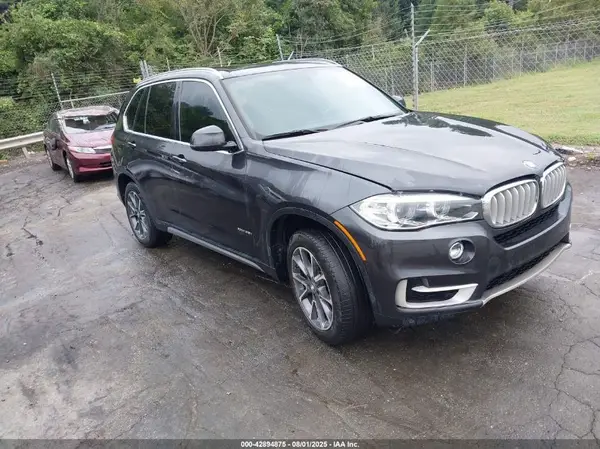 5UXKR0C53J0Y05206 2018 BMW X5 - Image 1