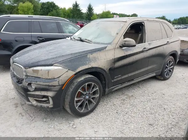 5UXKR0C53JL070144 2018 BMW X5 - Image 2