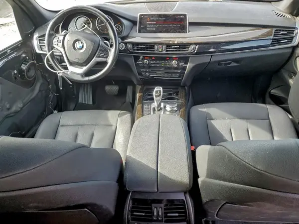 5UXKR0C53JL074145 2018 BMW X5 - Image 8