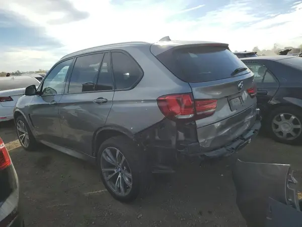 5UXKR0C53JL074212 2018 BMW X5 - Image 2