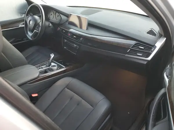 5UXKR0C54G0P26183 2016 BMW X5 - Image 8