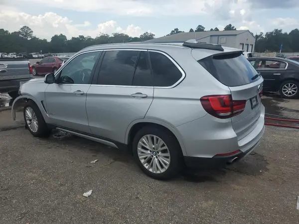 5UXKR0C54G0P26474 2016 BMW X5 - Image 2