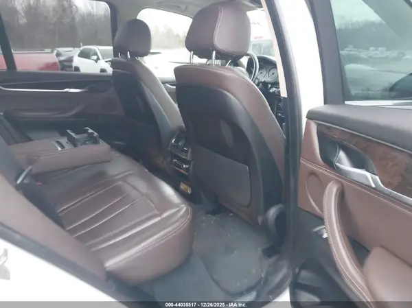 5UXKR0C54G0P33098 2016 BMW X5 - Image 8