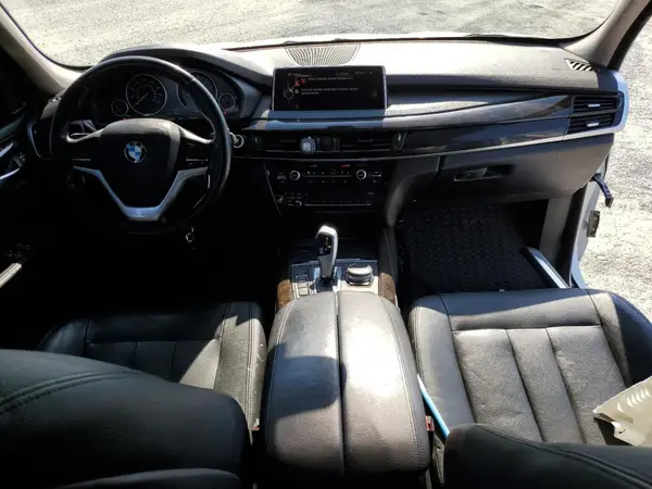 5UXKR0C54G0S84716 2016 BMW X5 - Image 8