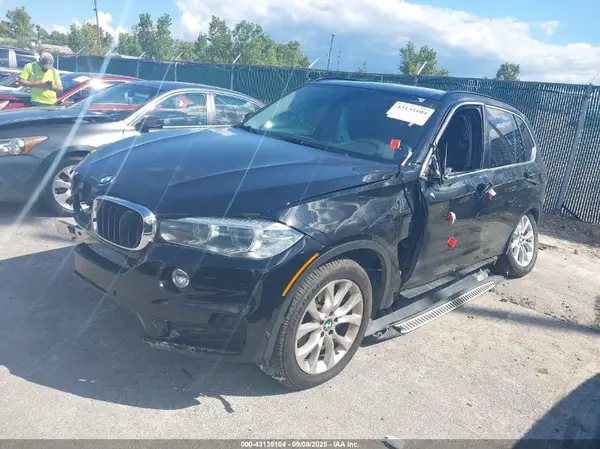 5UXKR0C54G0S89382 2016 BMW X5 - Image 2