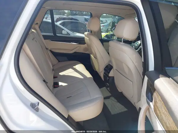 5UXKR0C54G0S89401 2016 BMW X5 - Image 8