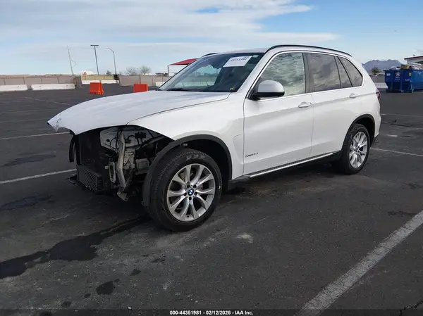 5UXKR0C54G0S90564 2016 BMW X5 - Image 2