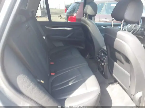 5UXKR0C54G0U08760 2016 BMW X5 - Image 8