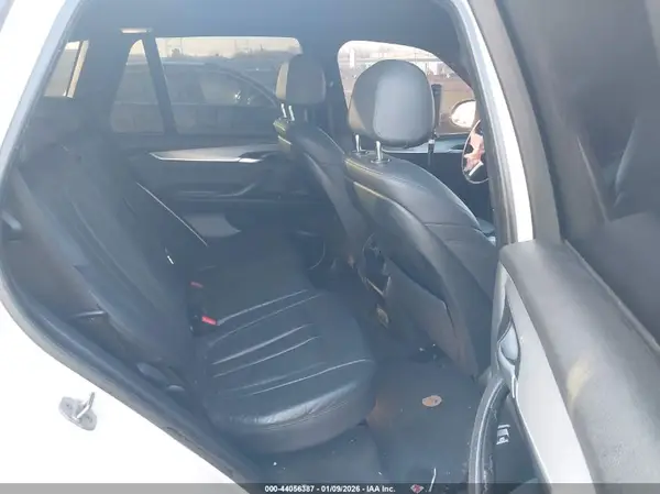 5UXKR0C54G0U49180 2016 BMW X5 - Image 8