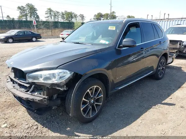 5UXKR0C54H0U52386 2017 BMW X5 - Image 2