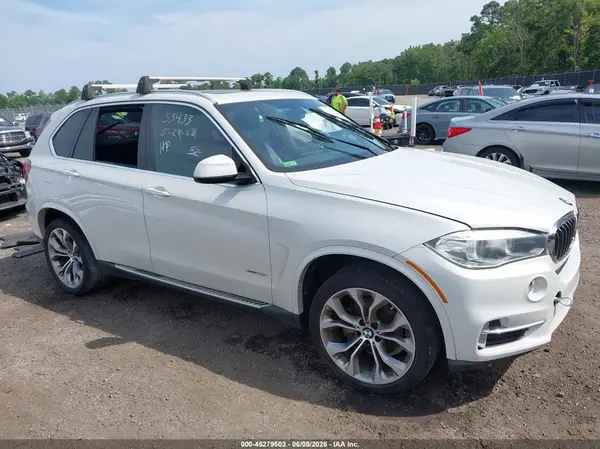 5UXKR0C54H0U52971 2017 BMW X5 - Image 1