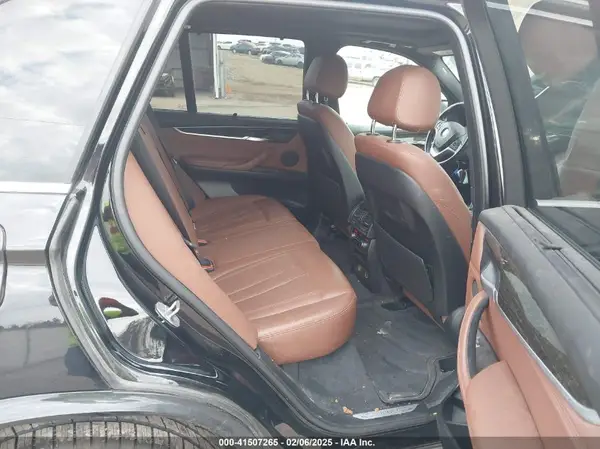 5UXKR0C54H0V49779 2017 BMW X5 - Image 8