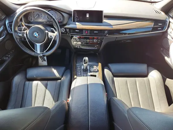 5UXKR0C54H0V50527 2017 BMW X5 - Image 8