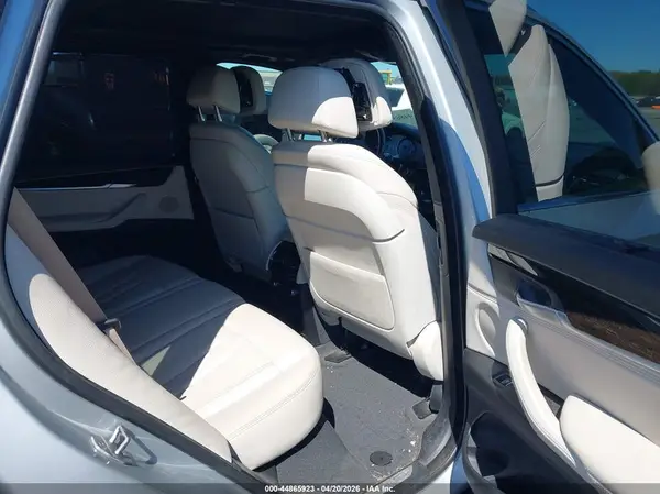 5UXKR0C54H0V65903 2017 BMW X5 - Image 8