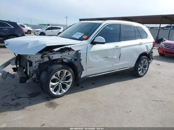 5UXKR0C54J0X83832 2018 BMW X5 - Image 2