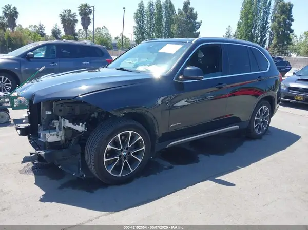 5UXKR0C54J0X84818 2018 BMW X5 - Image 2