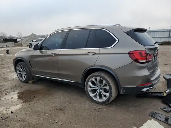 5UXKR0C54J0X86262 2018 BMW X5 - Image 2