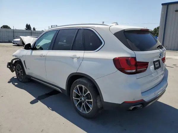 5UXKR0C54J0X91137 2018 BMW X5 - Image 2