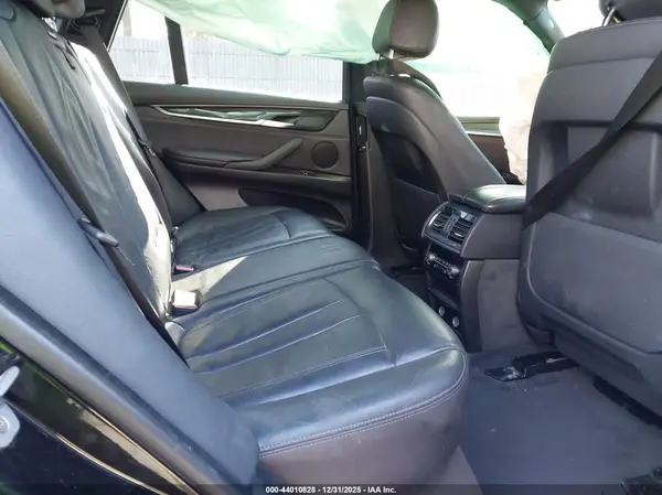 5UXKR0C54J0X91199 2018 BMW X5 - Image 8