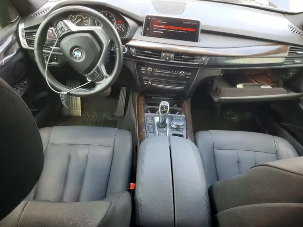 5UXKR0C54J0X91963 2018 BMW X5 - Image 8
