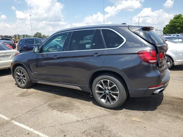 5UXKR0C54J0X93034 2018 BMW X5 - Image 2