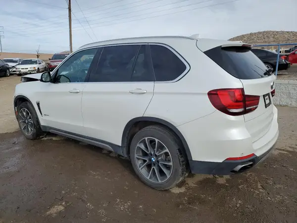 5UXKR0C54J0X96208 2018 BMW X5 - Image 2