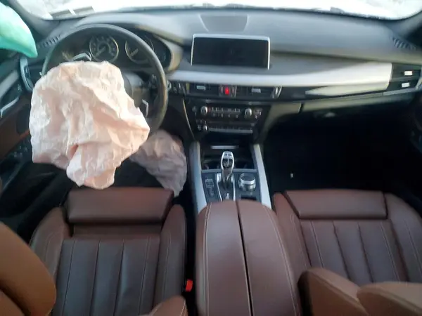 5UXKR0C54J0X99884 2018 BMW X5 - Image 8