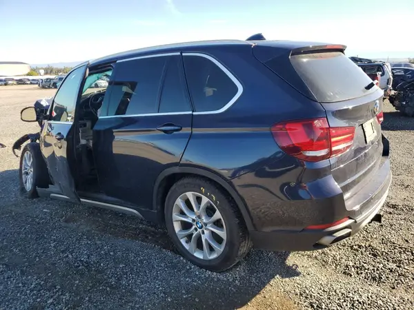 5UXKR0C54J0Y05036 2018 BMW X5 - Image 2