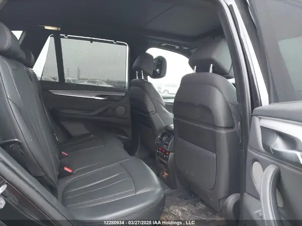 5UXKR0C54J0Y05067 2018 BMW X5 - Image 8