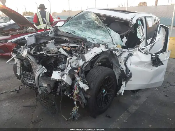 5UXKR0C54JL071173 2018 BMW X5 - Image 2