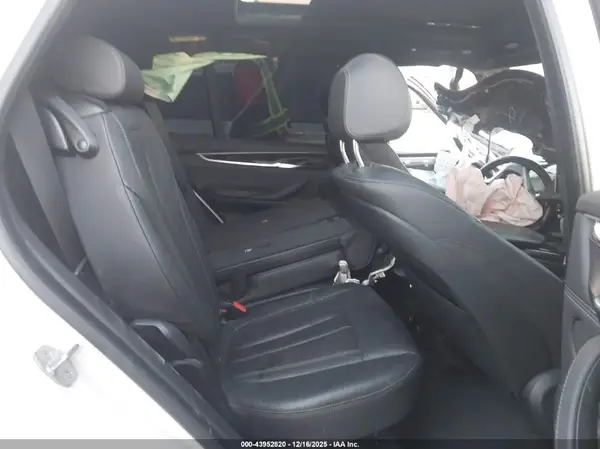 5UXKR0C54JL071173 2018 BMW X5 - Image 8