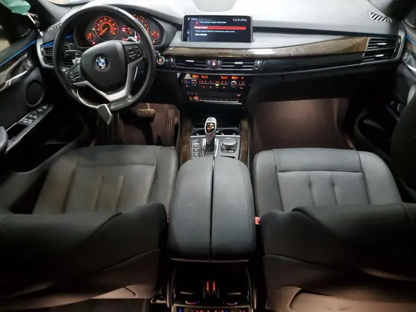 5UXKR0C54JL074056 2018 BMW X5 - Image 8