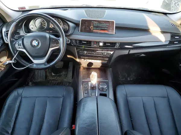 5UXKR0C55G0P20585 2016 BMW X5 - Image 8