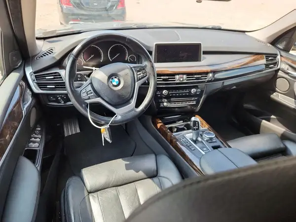 5UXKR0C55G0P23485 2016 BMW X5 - Image 8
