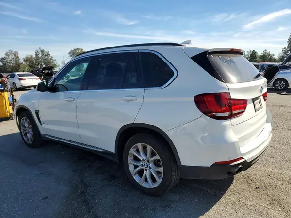 5UXKR0C55G0P33398 2016 BMW X5 - Image 2