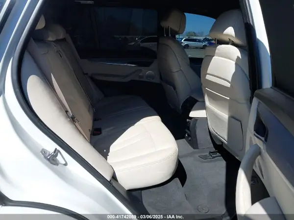 5UXKR0C55G0S85714 2016 BMW X5 - Image 8