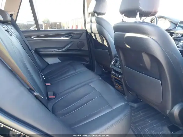 5UXKR0C55G0S85776 2016 BMW X5 - Image 8