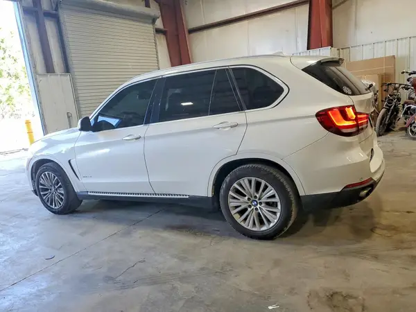 5UXKR0C55G0S86247 2016 BMW X5 - Image 2
