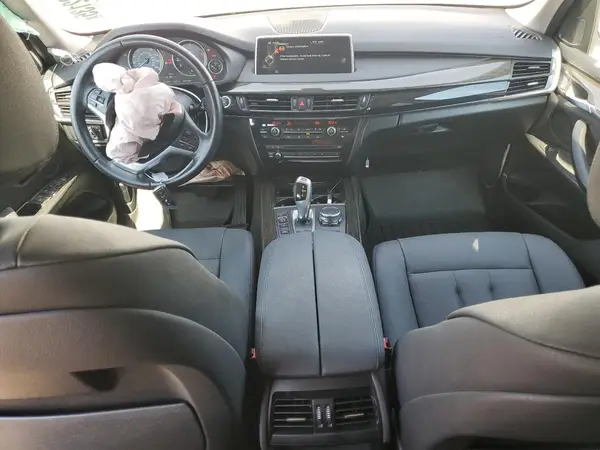 5UXKR0C55G0U10887 2016 BMW X5 - Image 8