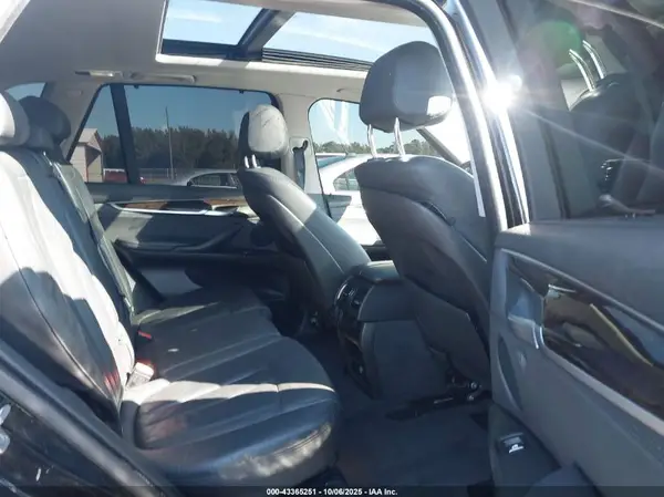 5UXKR0C55G0U11344 2016 BMW X5 - Image 8
