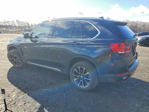 5UXKR0C55H0U53286 2017 BMW X5 - Image 2