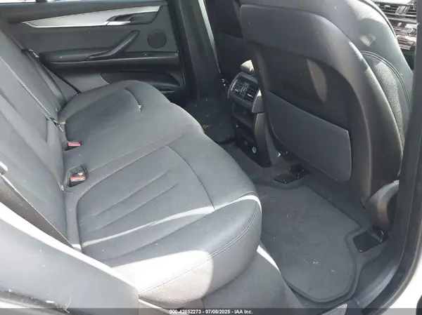5UXKR0C55H0U54292 2017 BMW X5 - Image 8